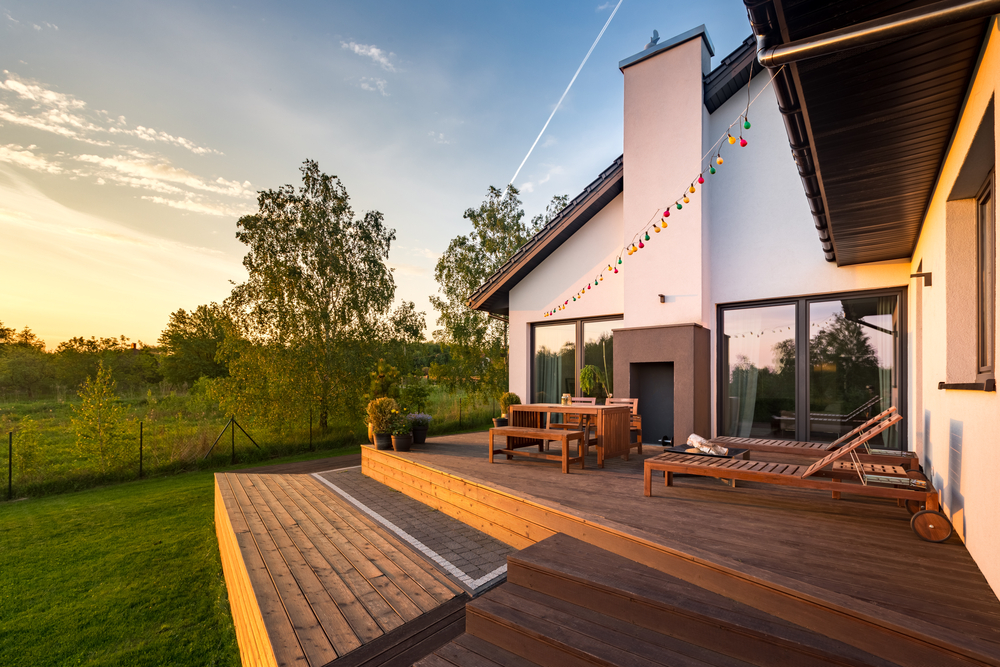 Aménager une terrasse pour améliorer la déco extérieure